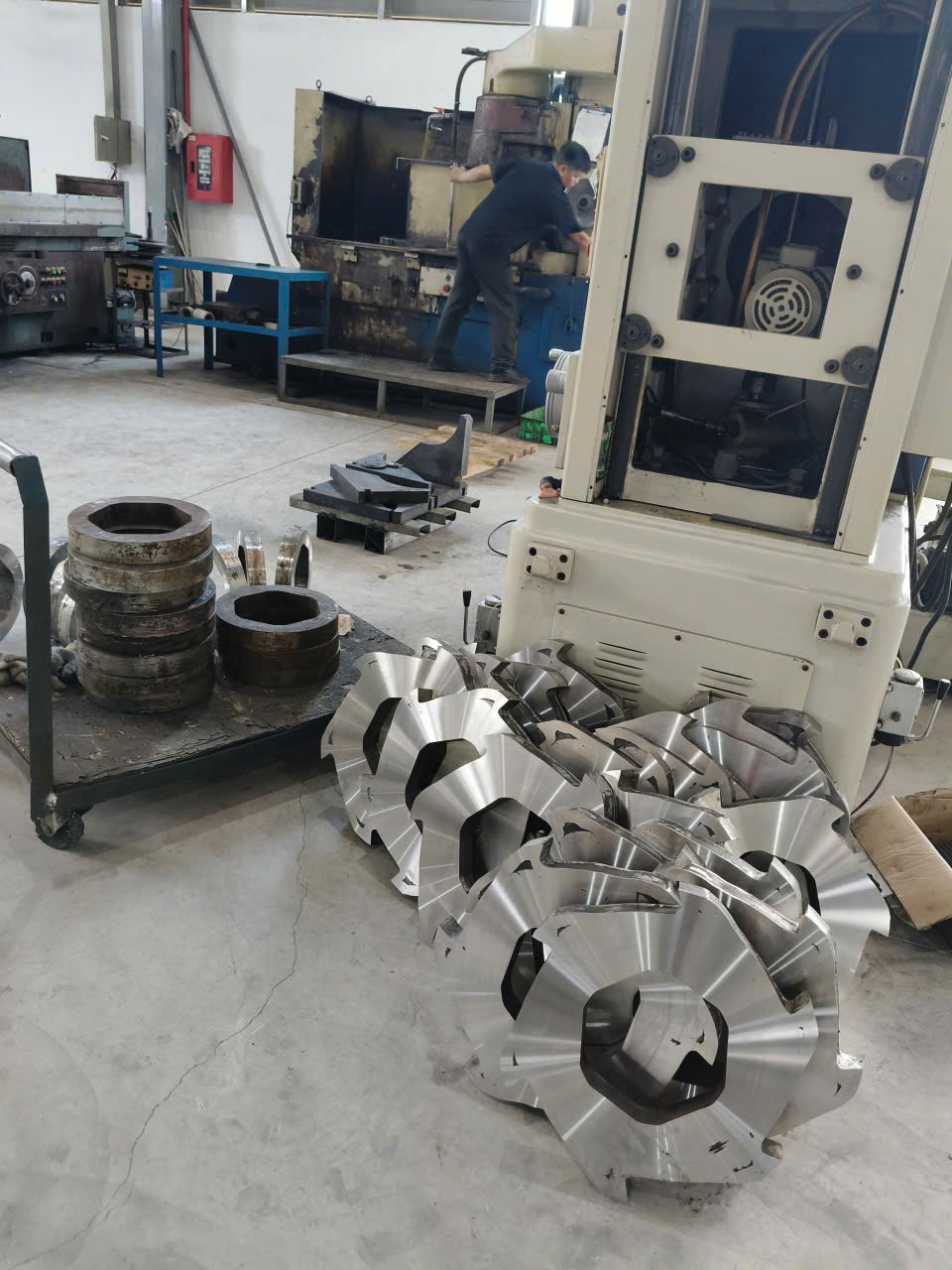Li-Ion Battery Electrode Knives